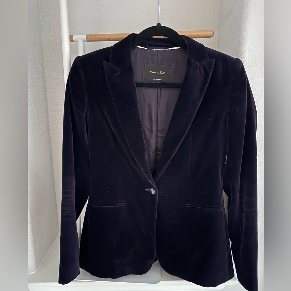 Massimo Dutti purple velvet blazer